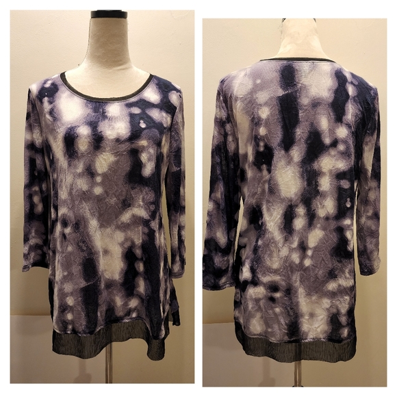 Vera Wang Blouse tee top - Picture 2 of 5